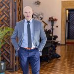 Cum promovează EkoGroup și Cătălin Cârcu marketingul politic